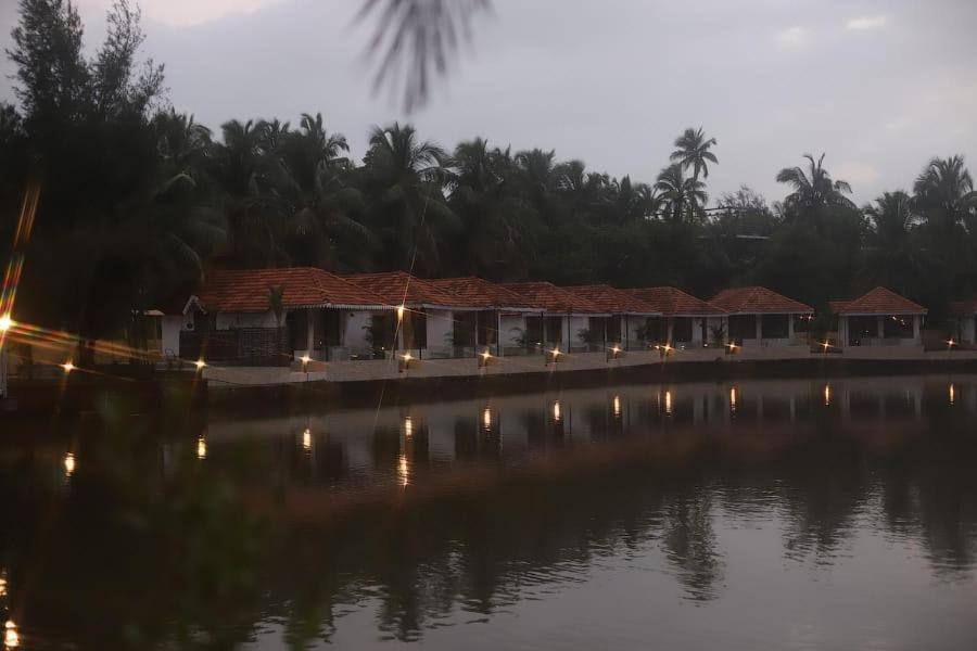 Veda5 Wellness Retreat & Spa Old Goa Exterior photo